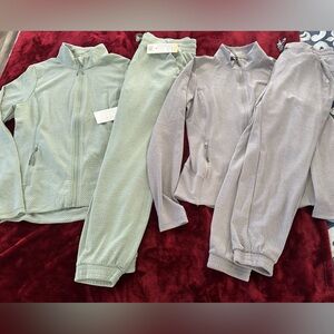 2 Cozy Zip-Up Lounge Sets in Mint Green and Light Gray NEW size M/L